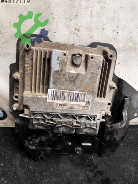 Ford Tourneo Courier Motor Beyni çıkma parça