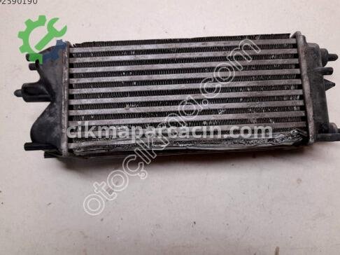 Ford Tourneo Courier Intercooler Radyatörü çıkma parça