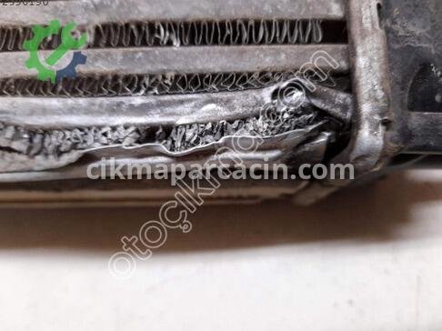 Ford Tourneo Courier Intercooler Radyatörü çıkma parça