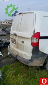 Ford Tourneo courier bagaj kapıları orjinal çıkma