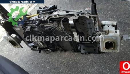 Ford Tourneo Courier Davlumbaz çıkma parça