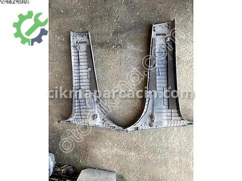Ford Tourneo Courier Kapı Direği çıkma parça