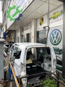 Ford Tourneo Courier Kesme Tavan Sacı Çıkma