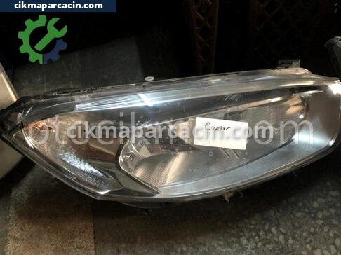 Ford Tourneo Courier Sağ Ön Far çıkma parça