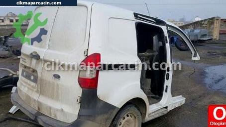 Ford Tourneo Courier Sağ Arka Çamurluk çıkma parça