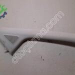FORD TOURNEO COURİER SAĞ ÖN CAM DİREK İC BAKALİTİ