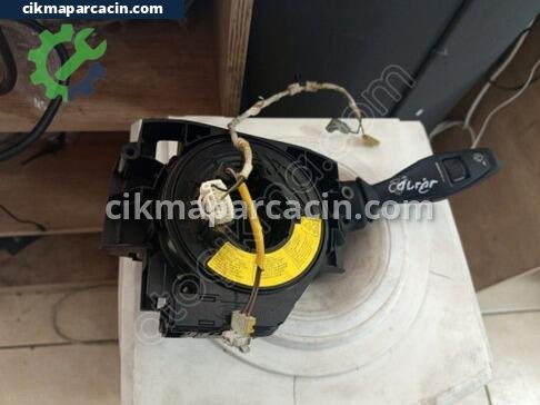 Ford Tourneo Courier Sinyal Kolu çıkma parça