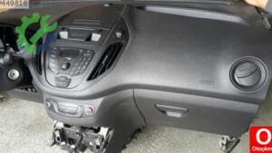Ford Tourneo courier torpido dolu orjinal çıkma