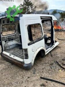 Çıkma Orijinal Sağ Arka Çamurluk Ford Transit