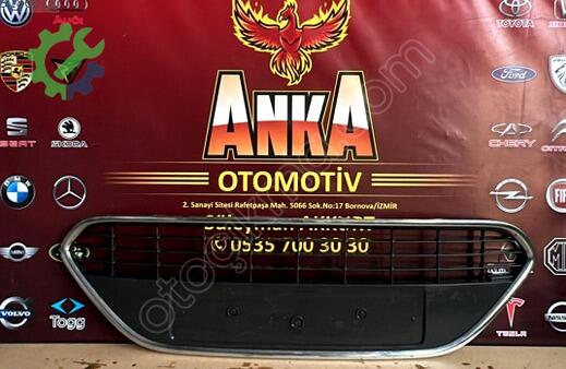Ford Transit  Courier Ön Panjur çıkma parça