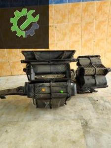FORD TRANSİT CUSTOM 2015 KLİMALI KALORİFER KAZANI KUTUSU ÇIKMA