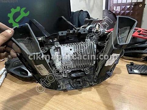 Ford Transit Custom Torpido Kapağı çıkma parça