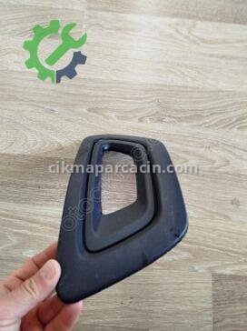 Ford Transit Custom Sis Farı Çerçevesi çıkma parça