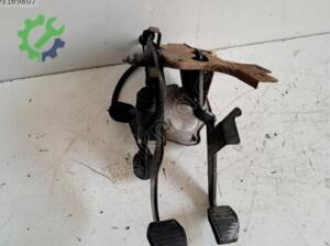 FORD TRANSİT DEBRİYAJ ÜST MERKEZİ