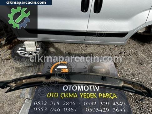 Ford Transit Ön Cam Izgarası çıkma parça