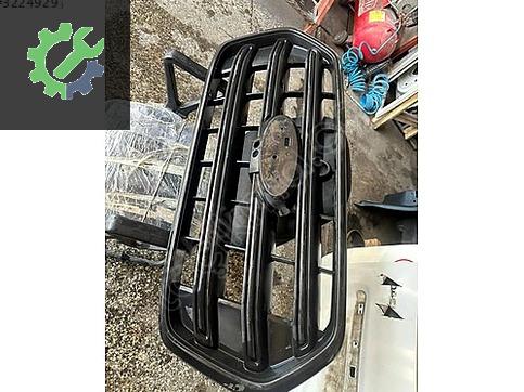 Ford Transit Ön Panjur çıkma parça