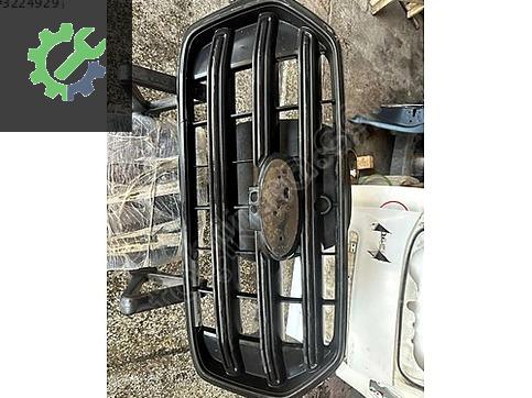 Ford Transit Ön Panjur çıkma parça