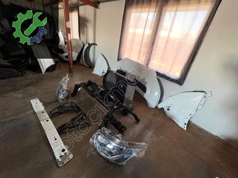 Ford Transit Ön Far çıkma parça