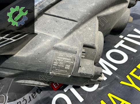 Ford Transit Sağ Ön Far 19-24 çıkma parça