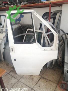 Ford Transit Sağ Ön Kapı çıkma parça