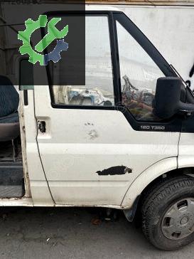 Ford Transit Sağ Ön Kapı çıkma parça
