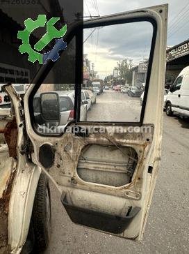Ford Transit Sağ Ön Kapı çıkma parça