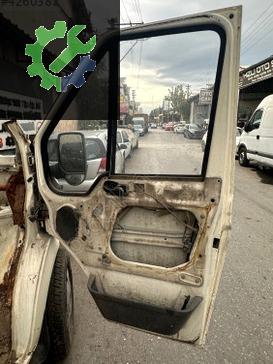 Ford Transit Sağ Ön Kapı çıkma parça