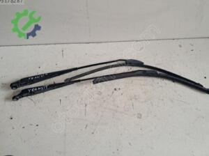 FORD TRANSİT SİLECEK KOLLARI TAKIM