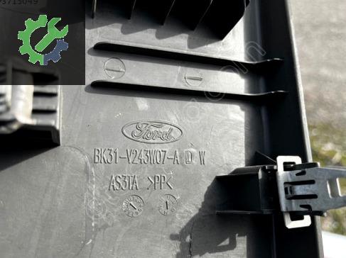 Ford Transit Orta Direk Kaplaması çıkma parça