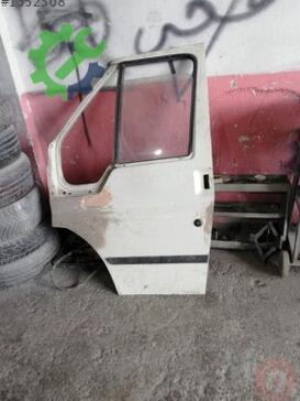 Ford Transit Sol Ön Kapı çıkma parça