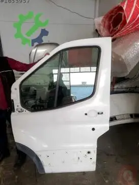 Ford Transit Custom Sol Ön Kapı çıkma parça