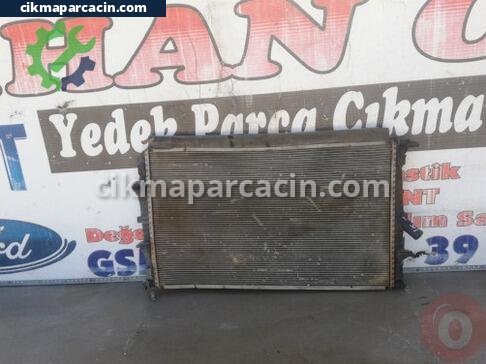 Ford Transit Su Radyatörü çıkma parça