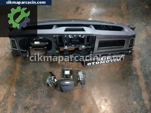 Ford Transit Torpido çıkma parça