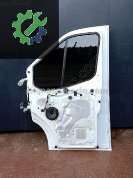 Ford Transit Sağ Ön Kapı çıkma parça