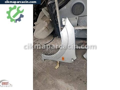 Ford Fiesta Sol Ön Çamurluk çıkma parça