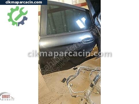 Ford Fiesta Sol Arka Kapı çıkma parça