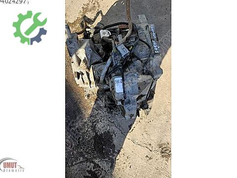 Ford Focus Şanzıman Komple çıkma parça