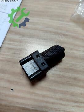 Mitsubishi Carisma Fren Müşürü çıkma parça