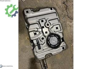 G30 HİBRİT BENZİN DEPOSU