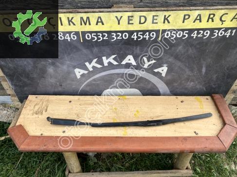 Opel Corsa Silecek Kolu çıkma parça