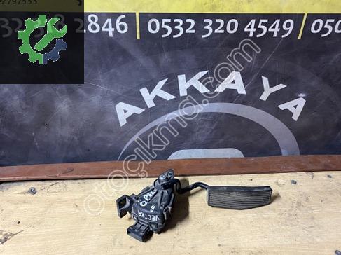 Opel Vectra Pedal 24402358CJ çıkma parça