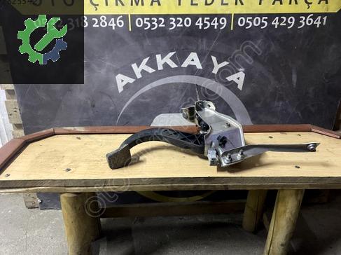 Opel Corsa Pedal 9156593 çıkma parça