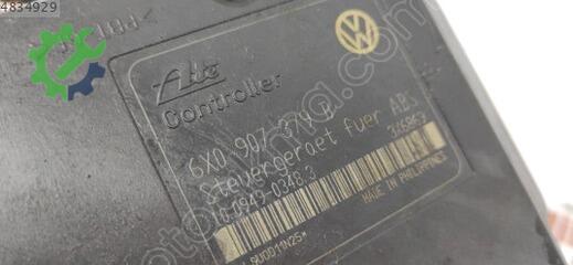 Volkswagen Golf ABS Beyni 6X0614117 çıkma parça