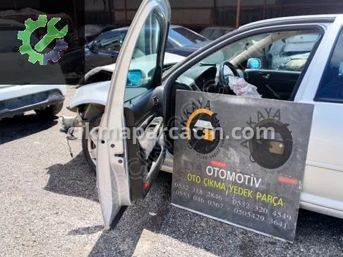 Volkswagen Golf Sol Ön Kapı çıkma parça