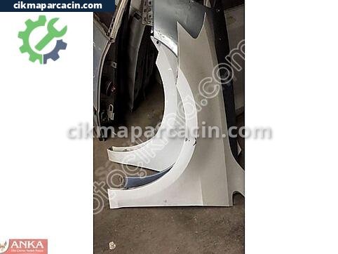 Volkswagen Golf Sol Çamurluk çıkma parça