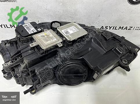 Volkswagen Golf Sağ Ön Far 5G1941754 çıkma parça