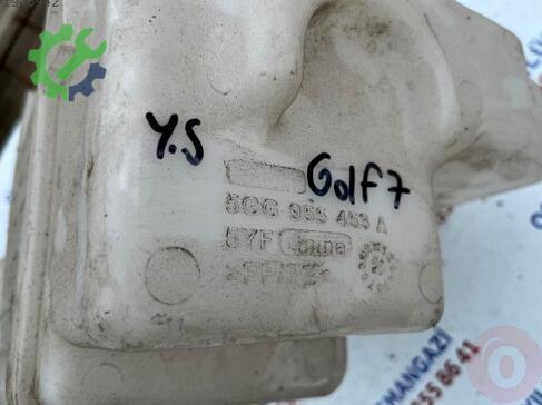 Volkswagen Golf Silecek Suyu Deposu 5GG955453A çıkma parça