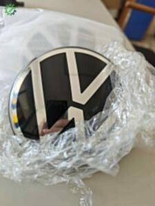 Volkswagen Golf 8 R Ön Logo (2021/2025)