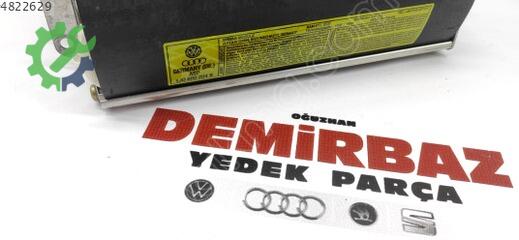 Volkswagen Golf Yolcu Airbag 1J0880204B çıkma parça