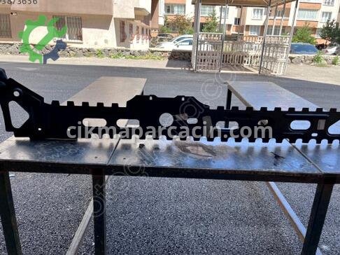 Volkswagen Golf Sağ Marşpiyel Sacı 1J4810600A çıkma parça